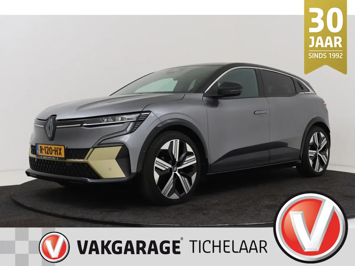 Renault Mégane E-Tech (2022) — foto 1