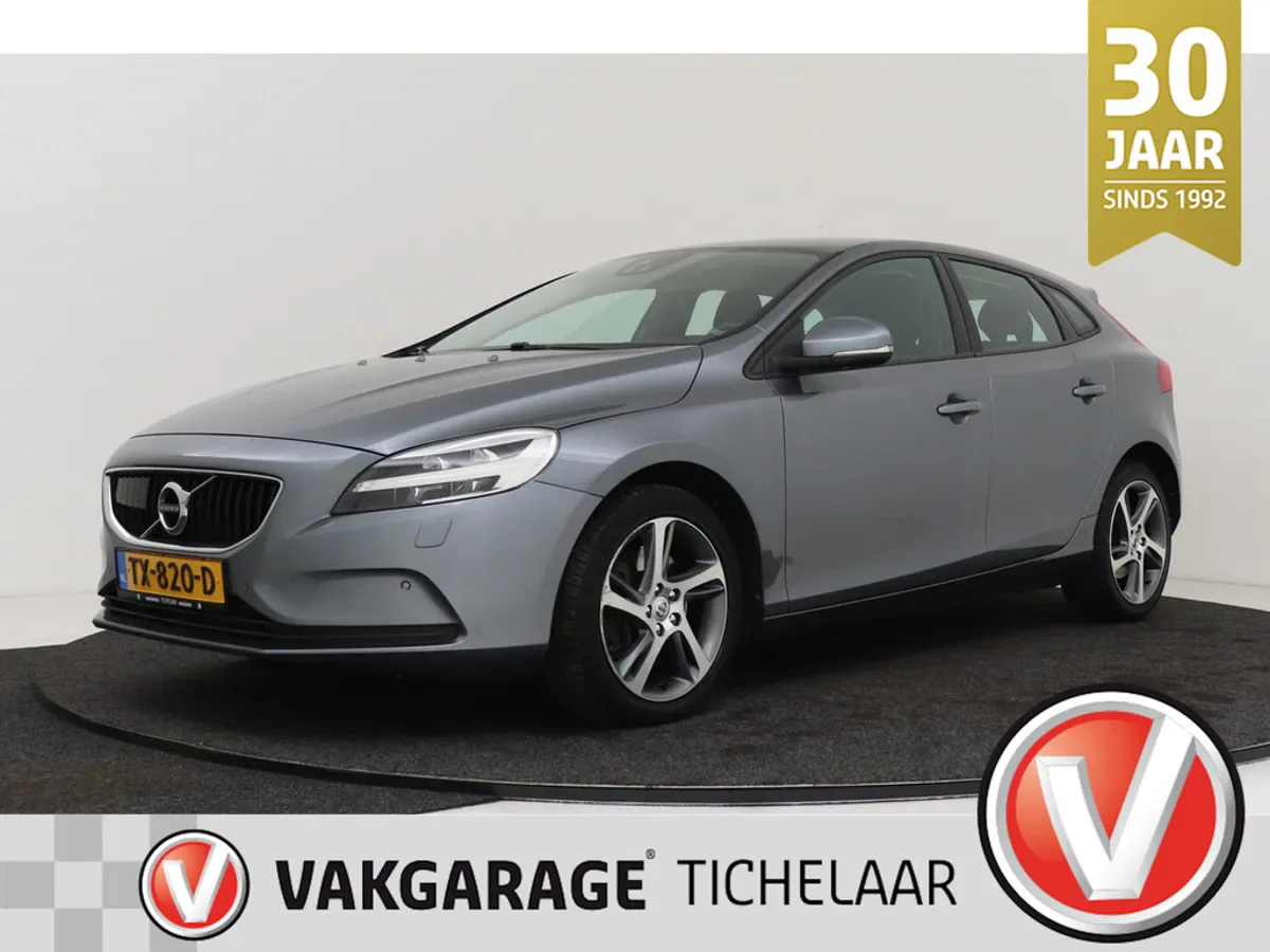 Volvo V40 (2018) — foto 1