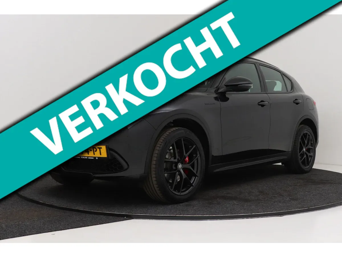 Alfa Romeo Stelvio (2018) — foto 1