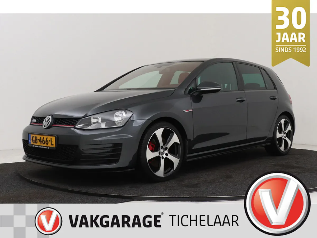 Volkswagen Golf (2015) — foto 1
