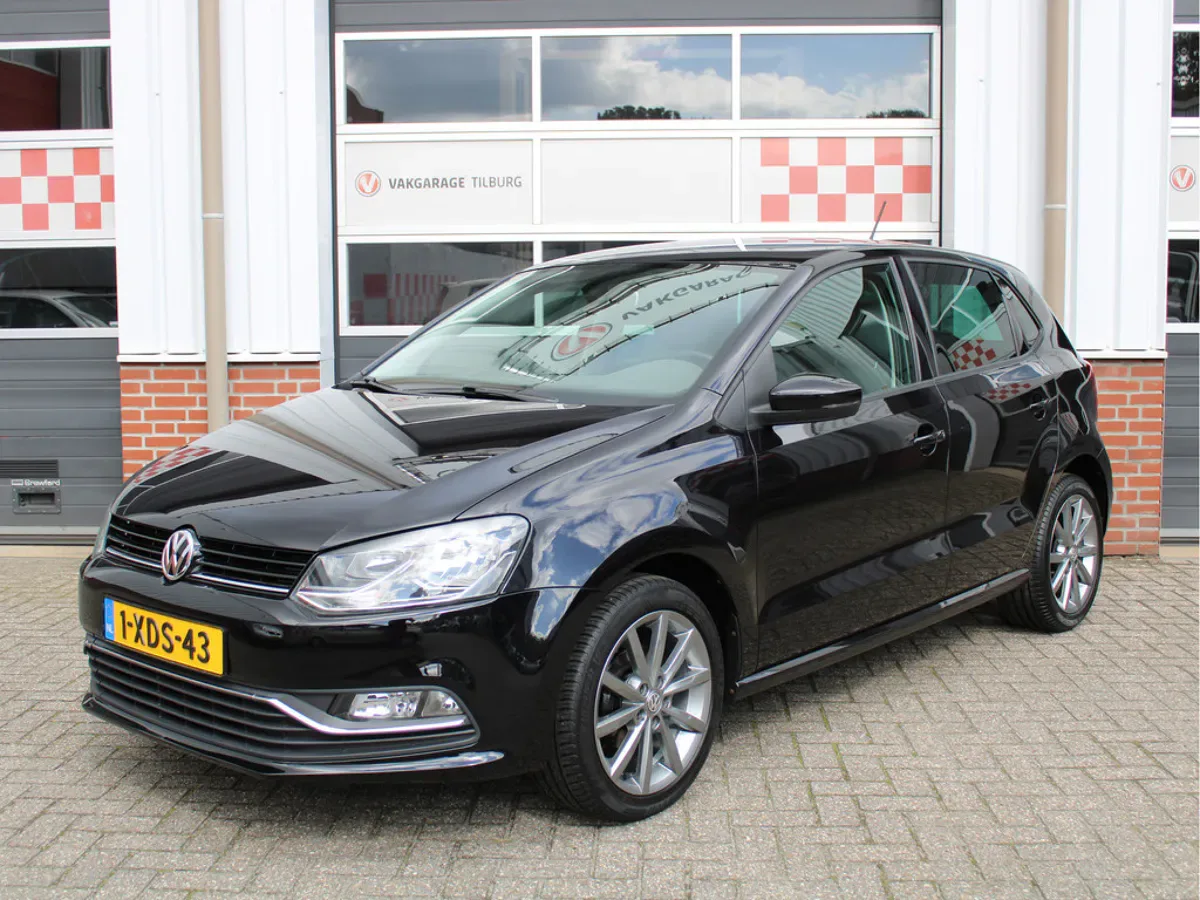 Volkswagen Polo (2014) — foto 1