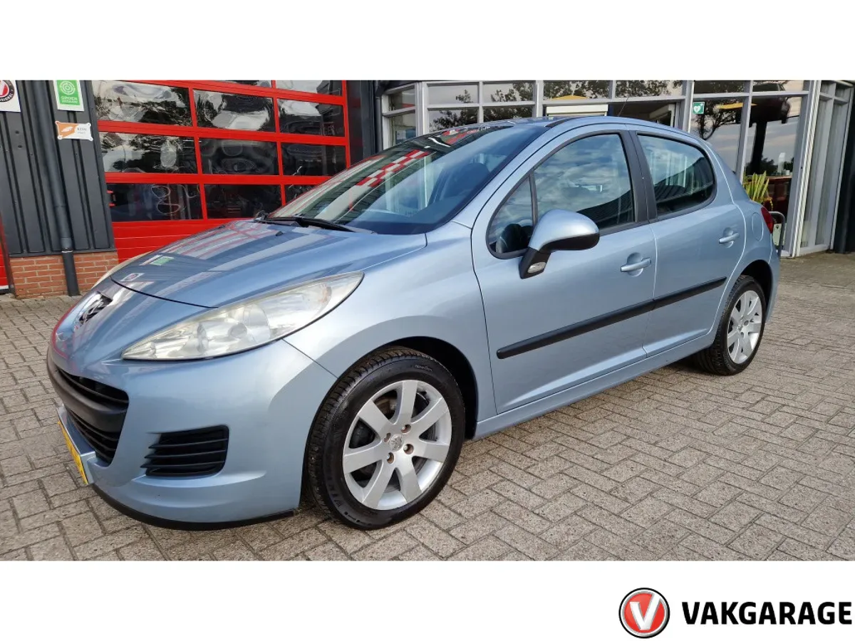 Peugeot 207 (2010) — foto 1
