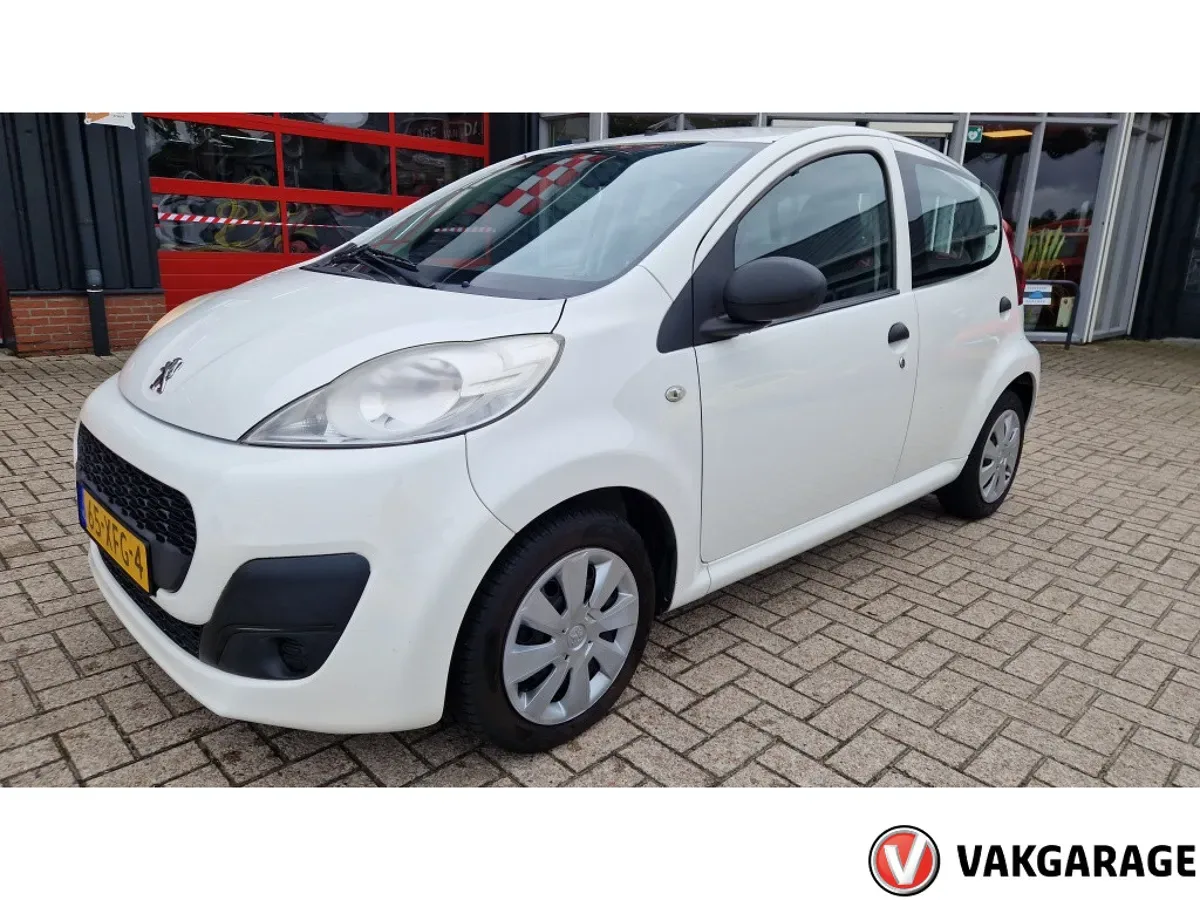 Peugeot 107 (2012) — foto 1