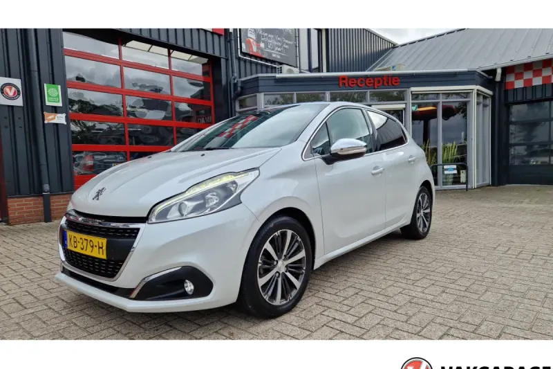 Peugeot 208 (2016)