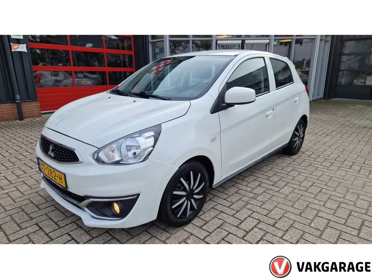 Mitsubishi Space Star (2019) — foto 1