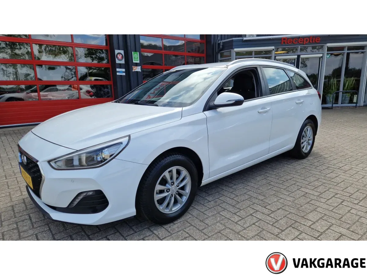 Hyundai i30 (2020) — foto 1
