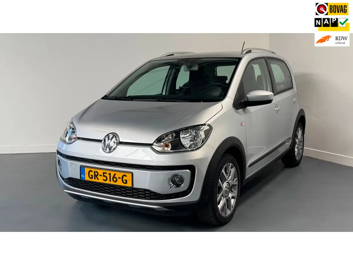 Volkswagen Up! (2015) — foto 1