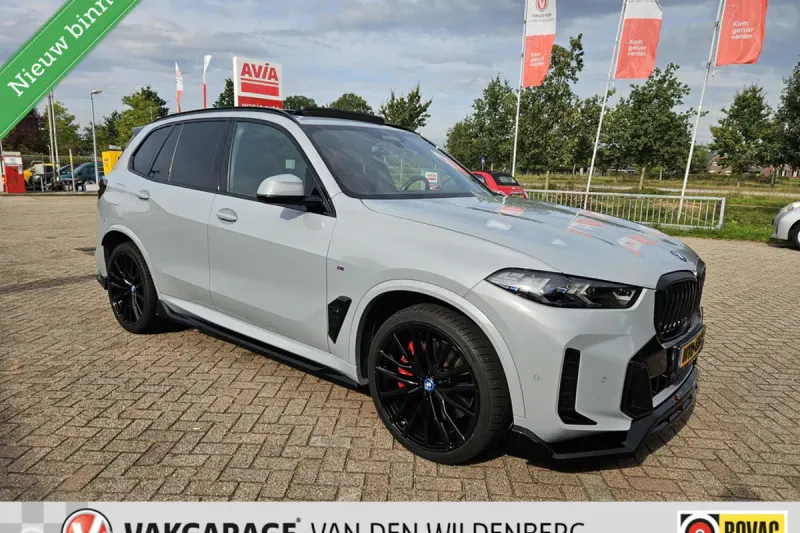 BMW X5 (2024)