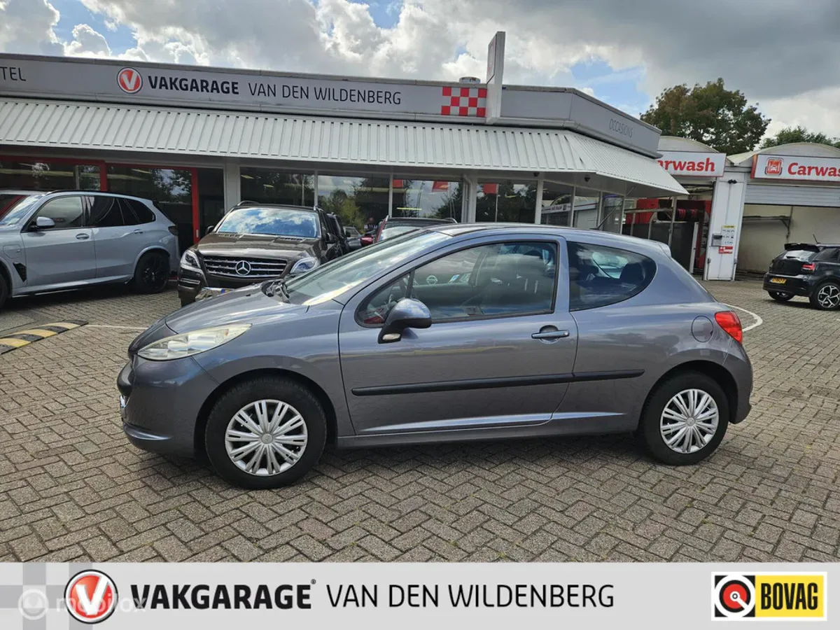 Peugeot 207 (2009) — foto 1