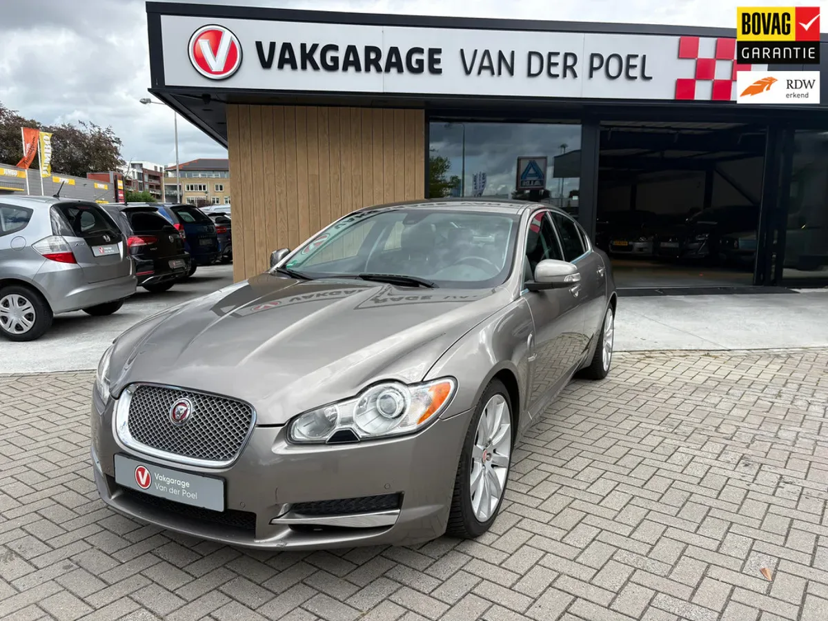 Jaguar XF (2008) — foto 1