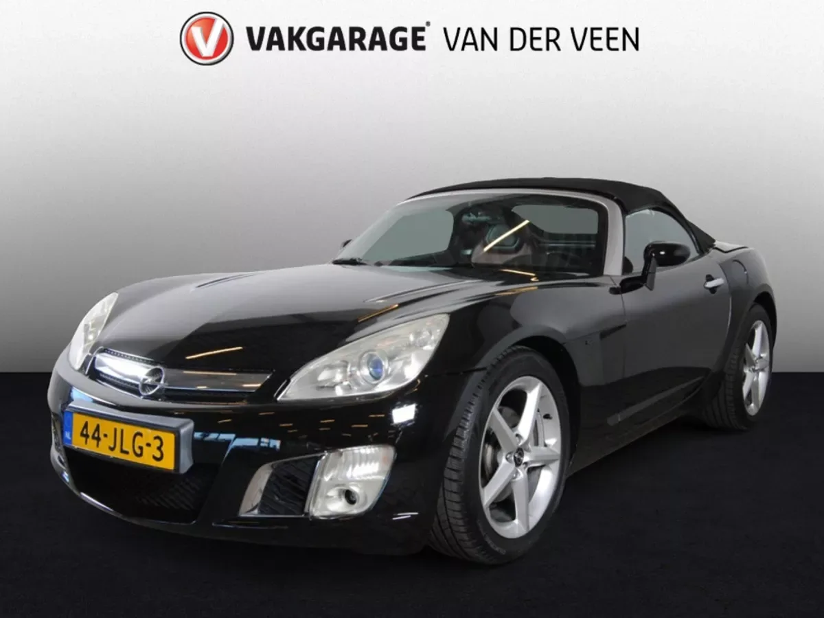 Opel GT (2009) — foto 1
