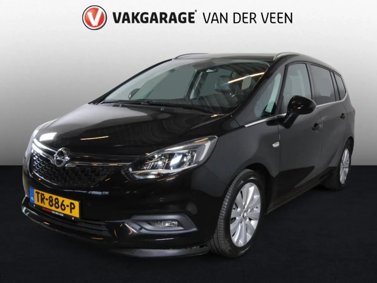 Opel Zafira (2017) — foto 1