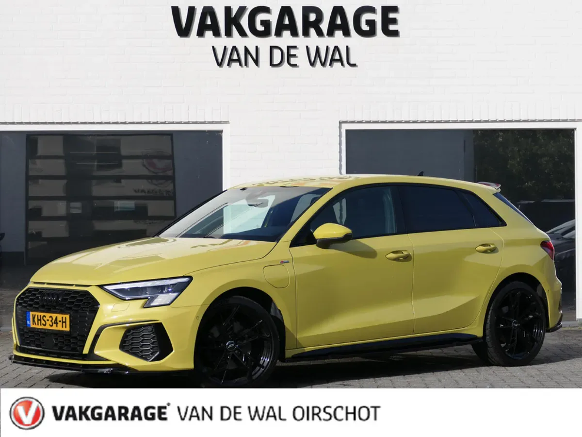 Audi A3 (2023) — foto 1
