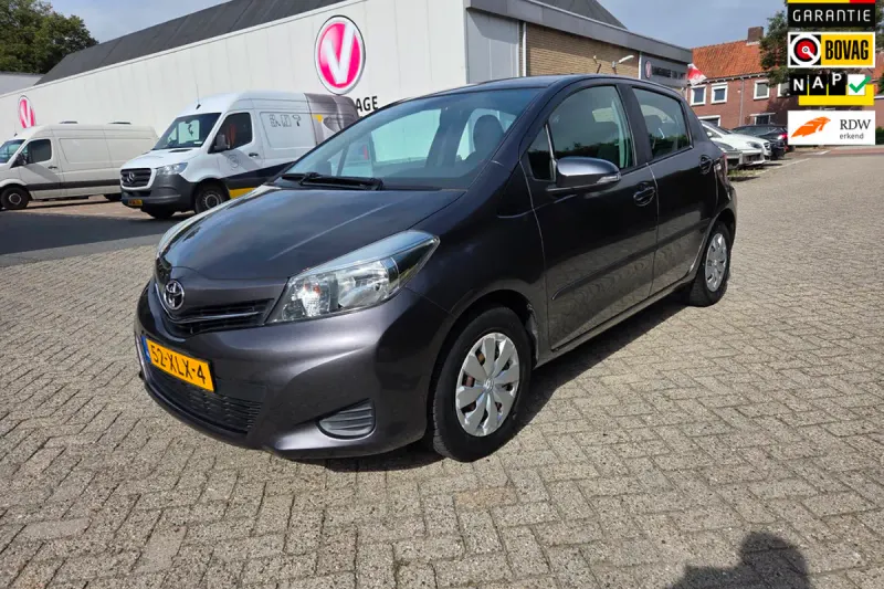 Toyota Yaris (2012)