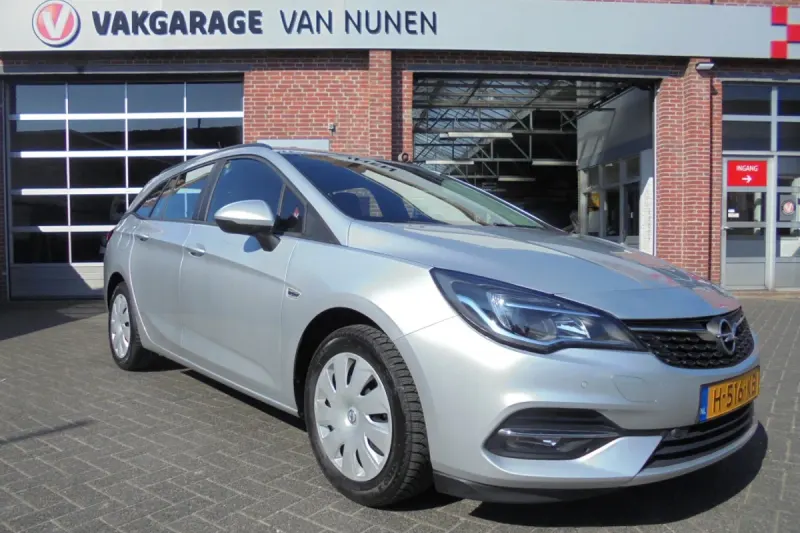 Opel Astra (2020)