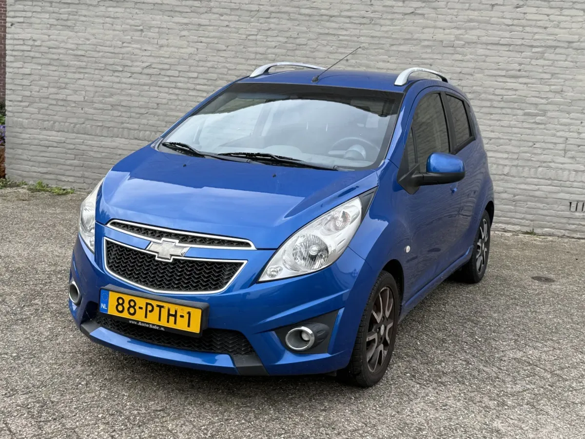 Chevrolet Spark (2011) — foto 1