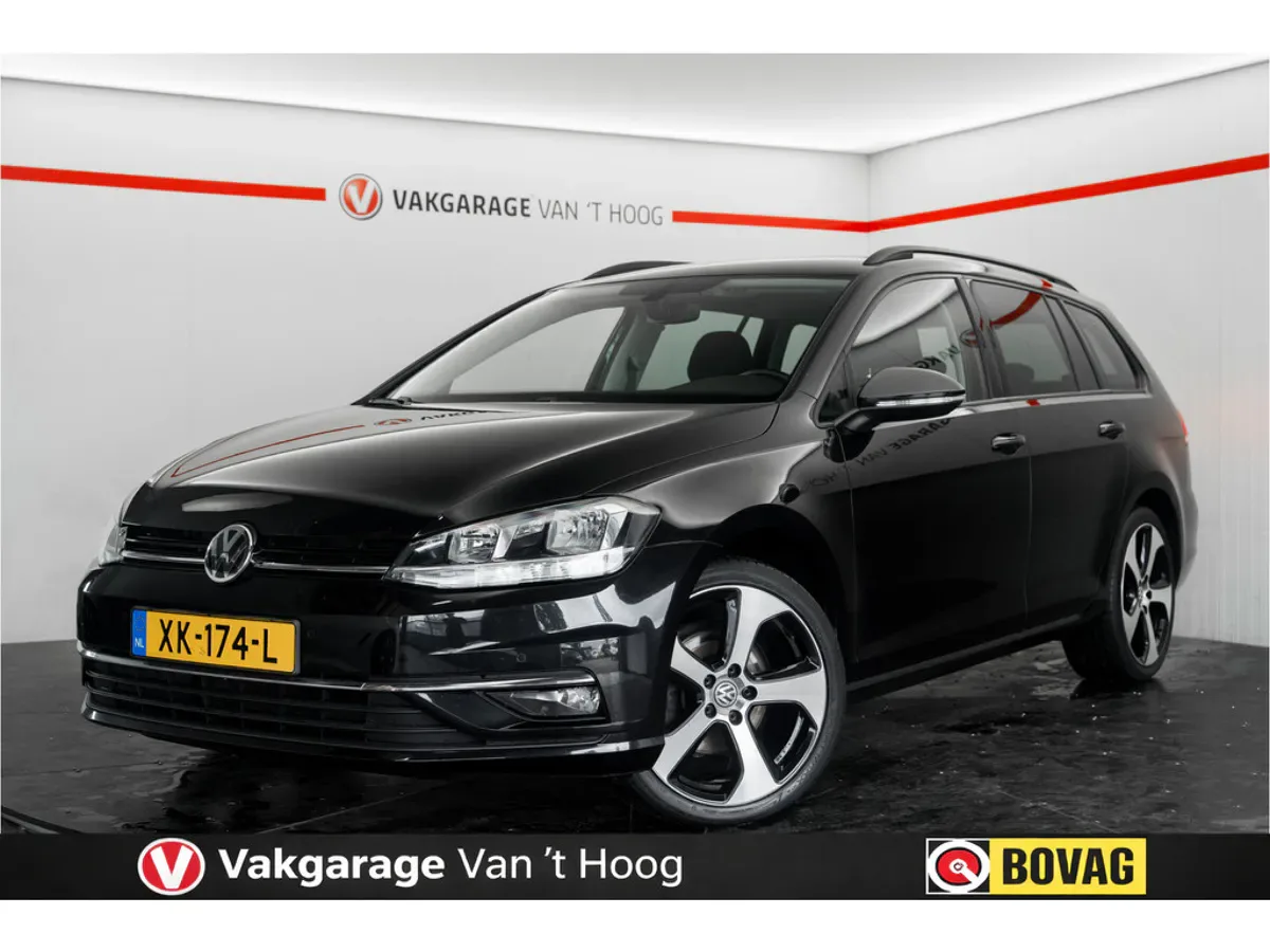 Volkswagen Golf (2018) — foto 1