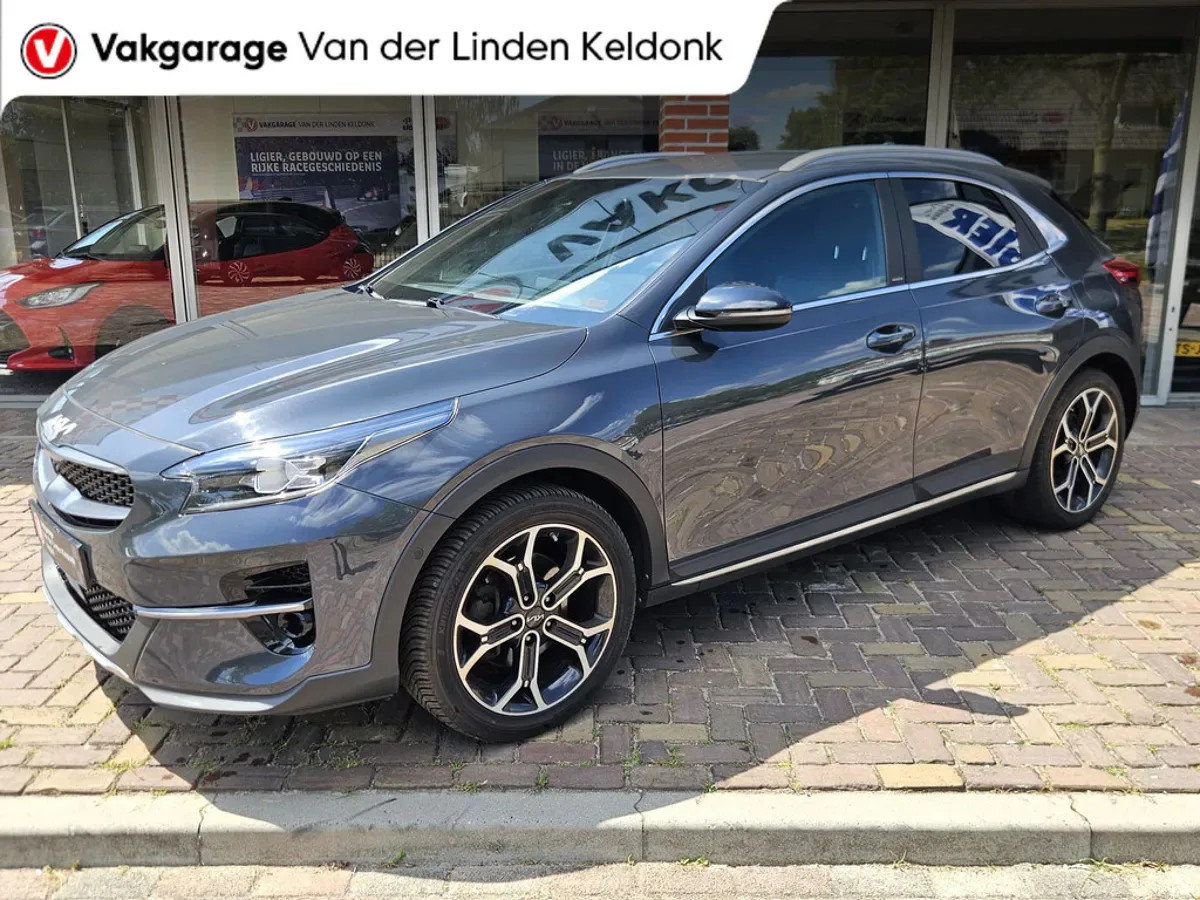Kia XCeed (2022) — foto 1