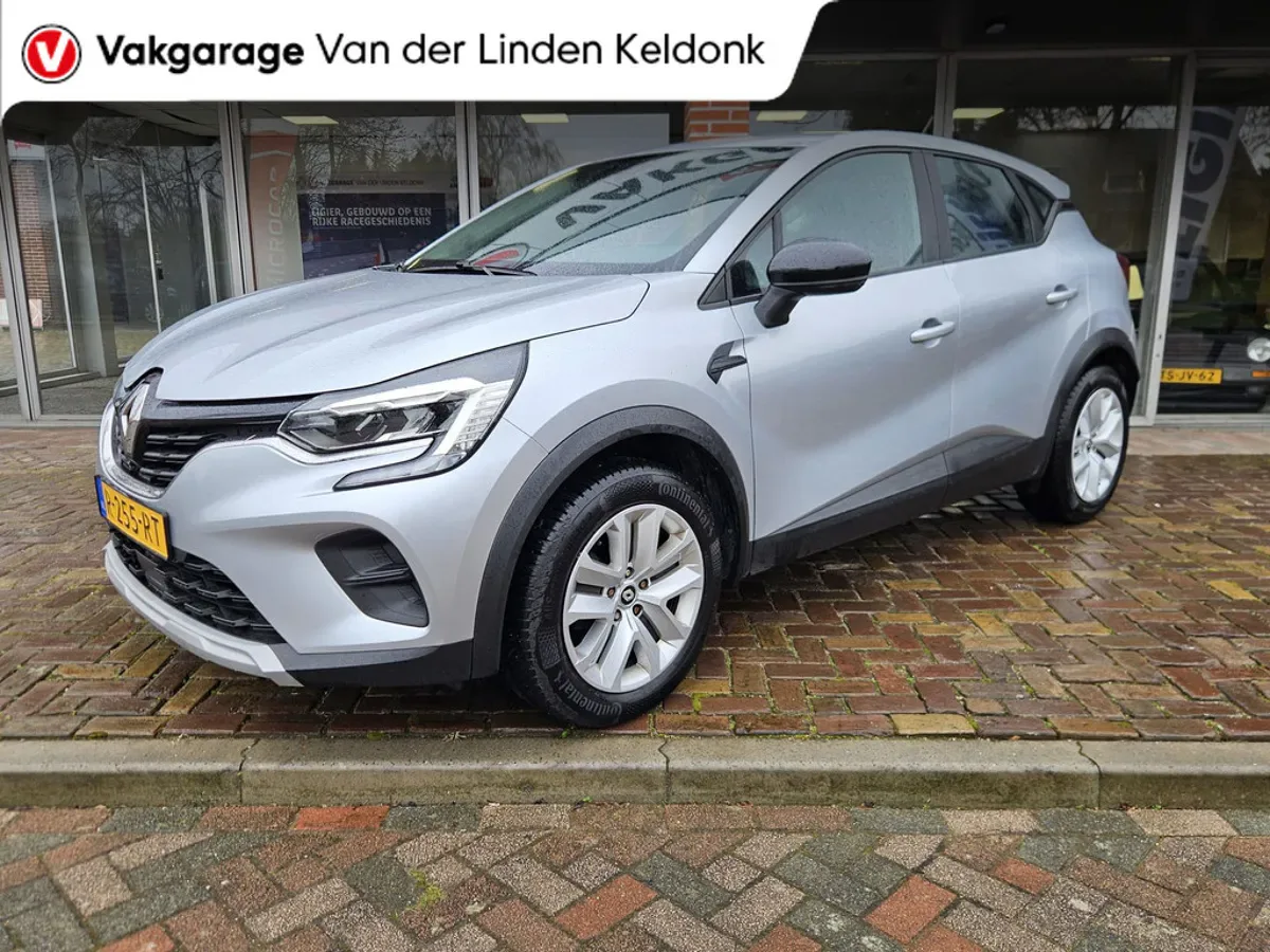 Renault Captur (2022) — foto 1