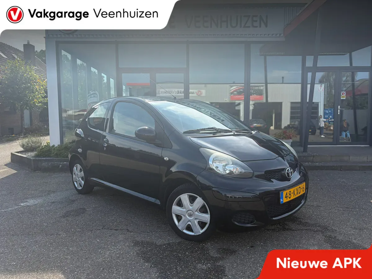 Toyota Aygo (2010) — foto 1