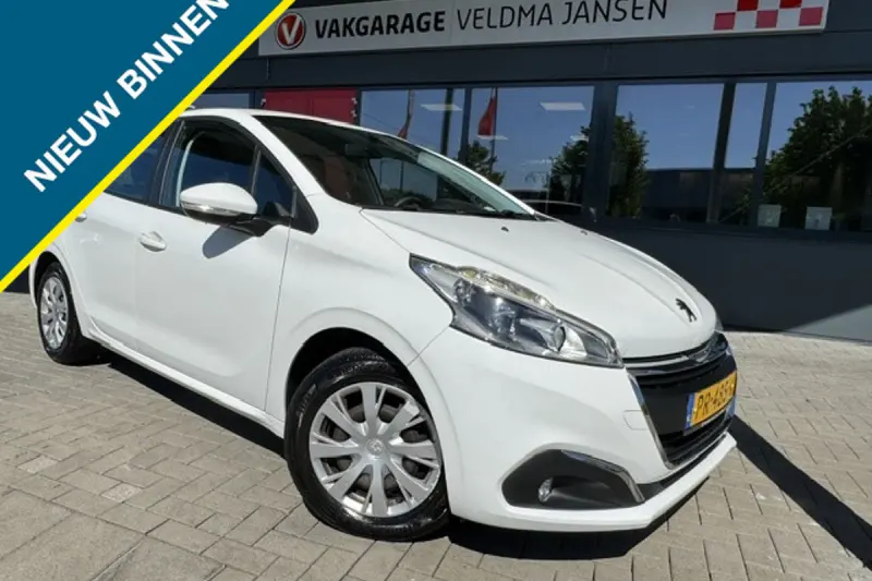 Peugeot 208 (2017)
