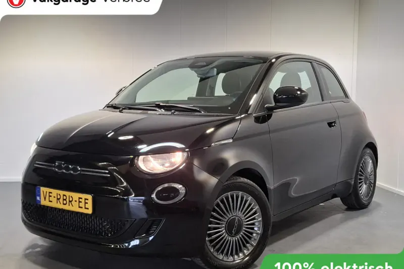Fiat 500 (2022)