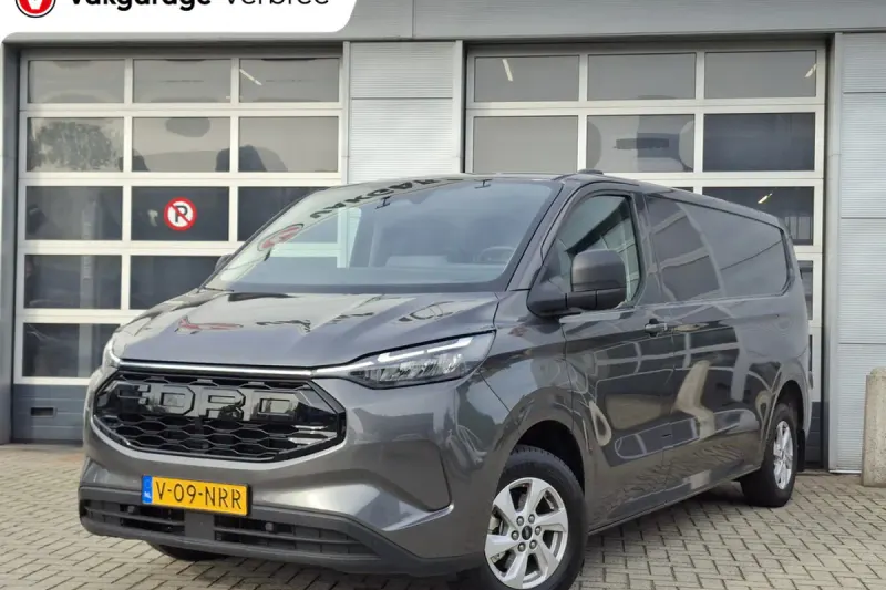 Ford Transit Custom (2025)