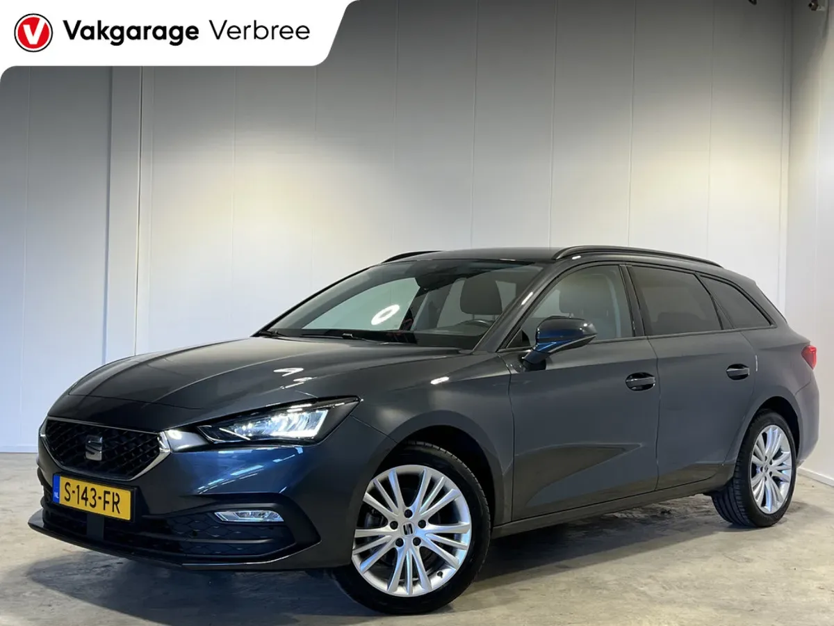 SEAT Leon Sportstourer (2023) — foto 1