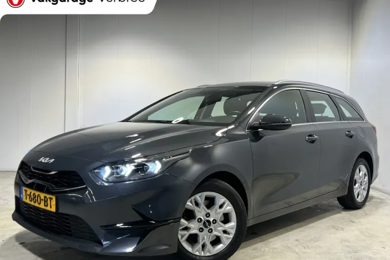 Kia Ceed (2023)