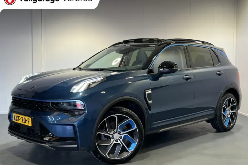 Lynk & Co 01 (2022)