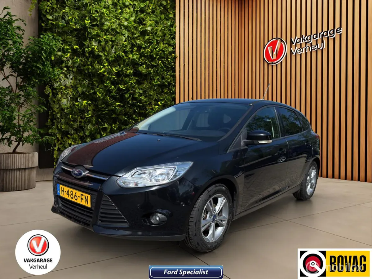 Ford Focus (2013) — foto 1