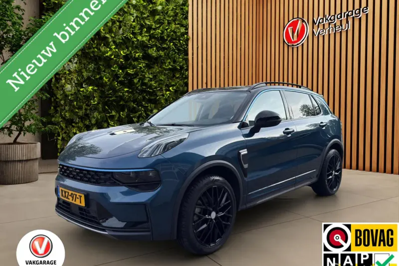Lynk & Co 01 (2024)
