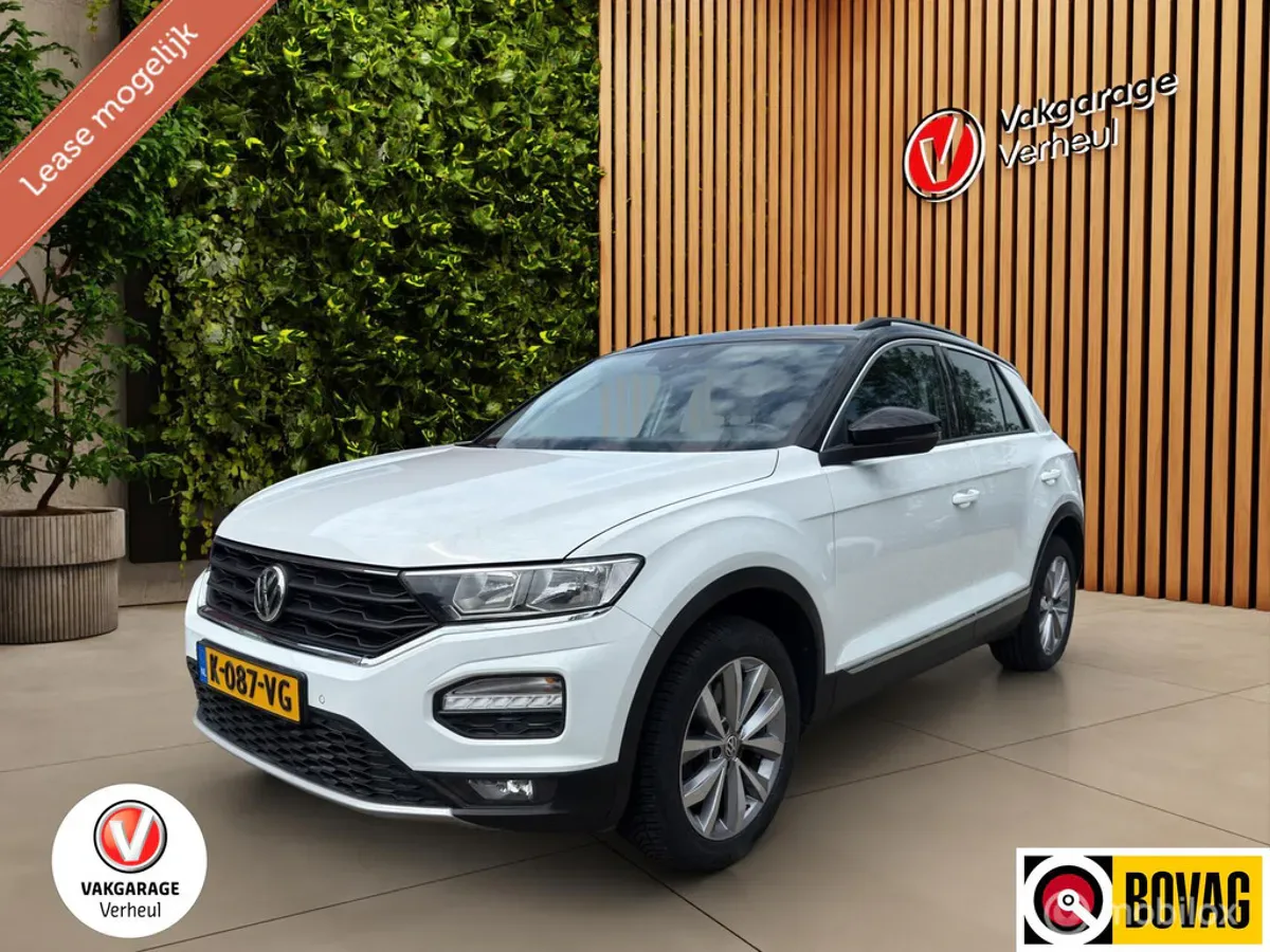 Volkswagen T-Roc (2018) — foto 1