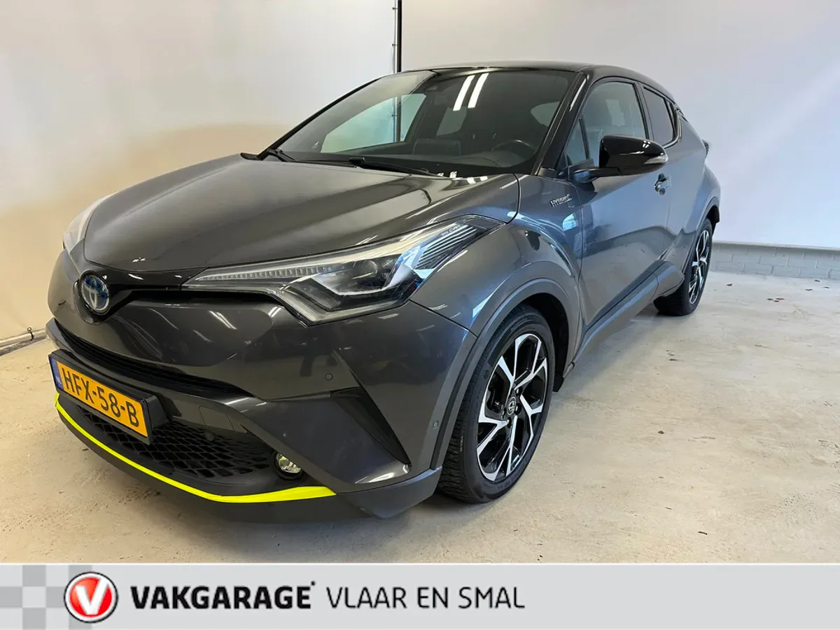 Toyota C-HR (2016) — foto 1