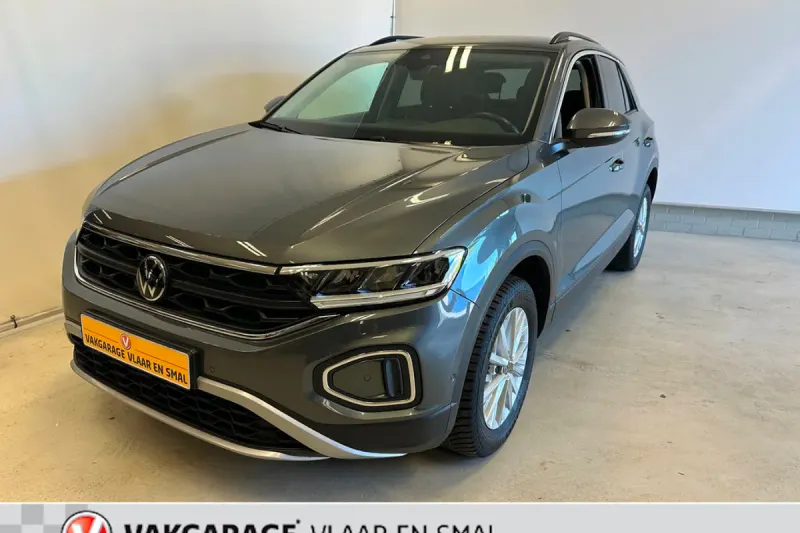 Volkswagen T-Roc (2023)