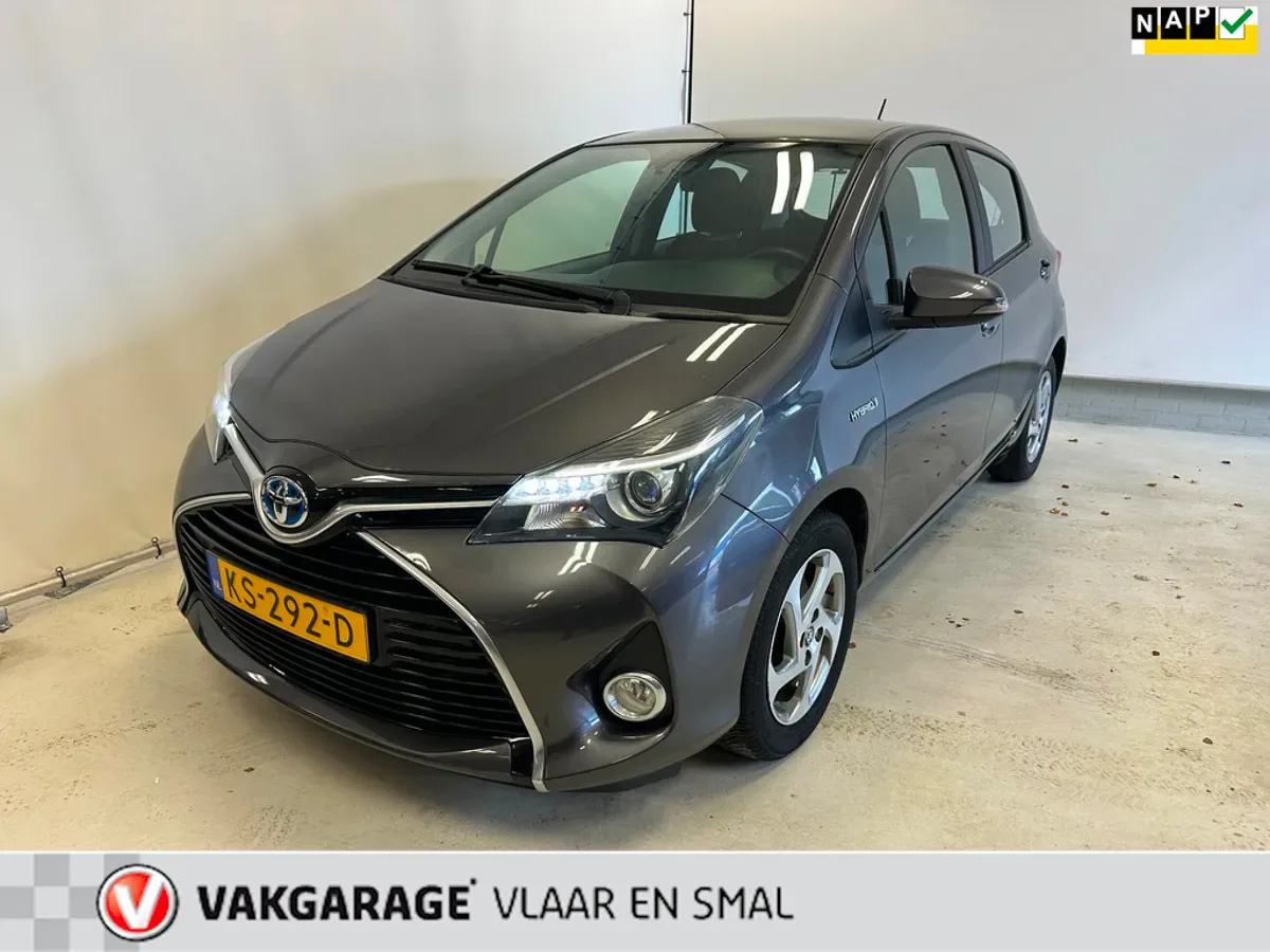 Toyota Yaris (2016) — foto 1