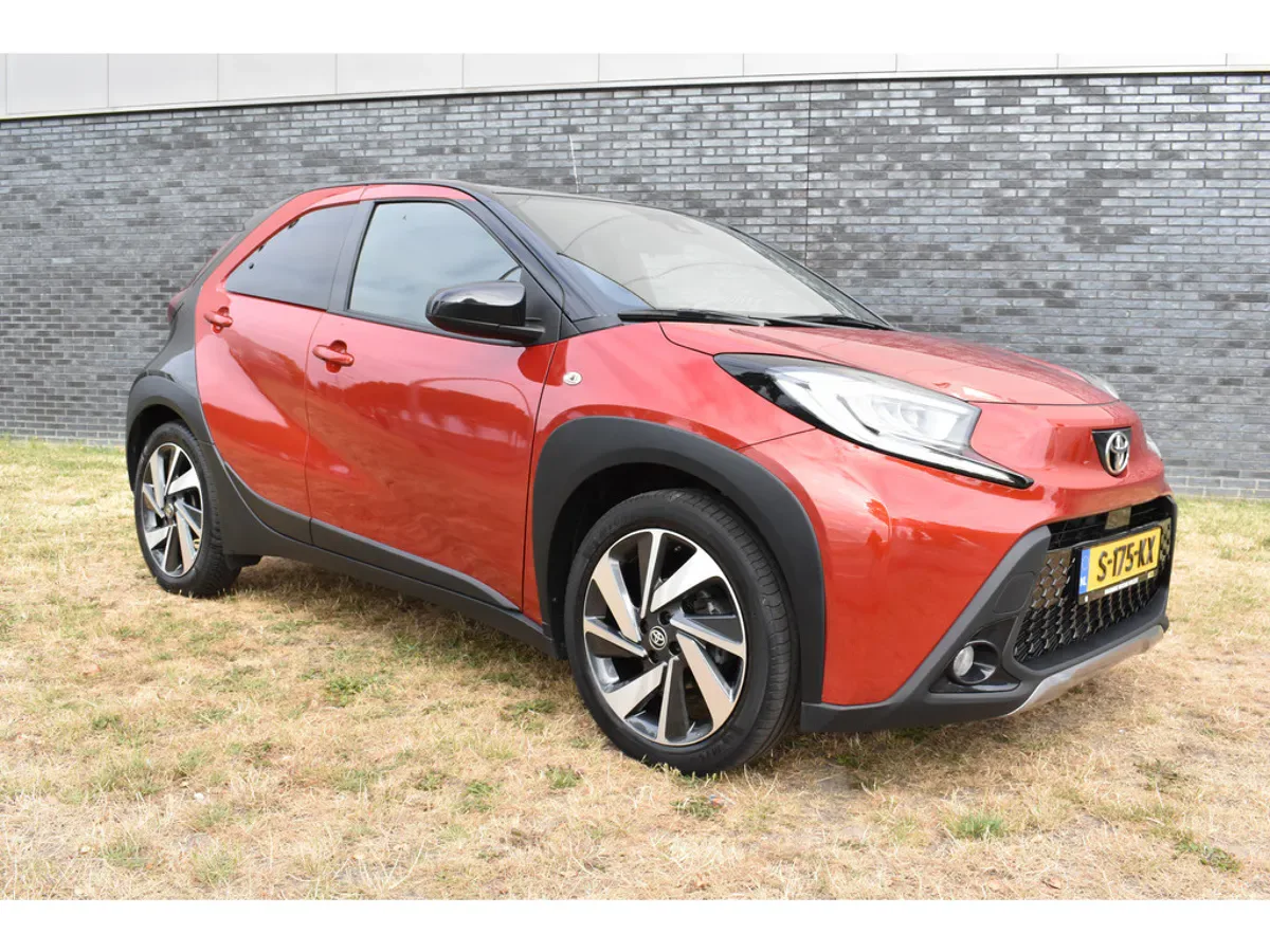 Toyota Aygo X (2023) — foto 1