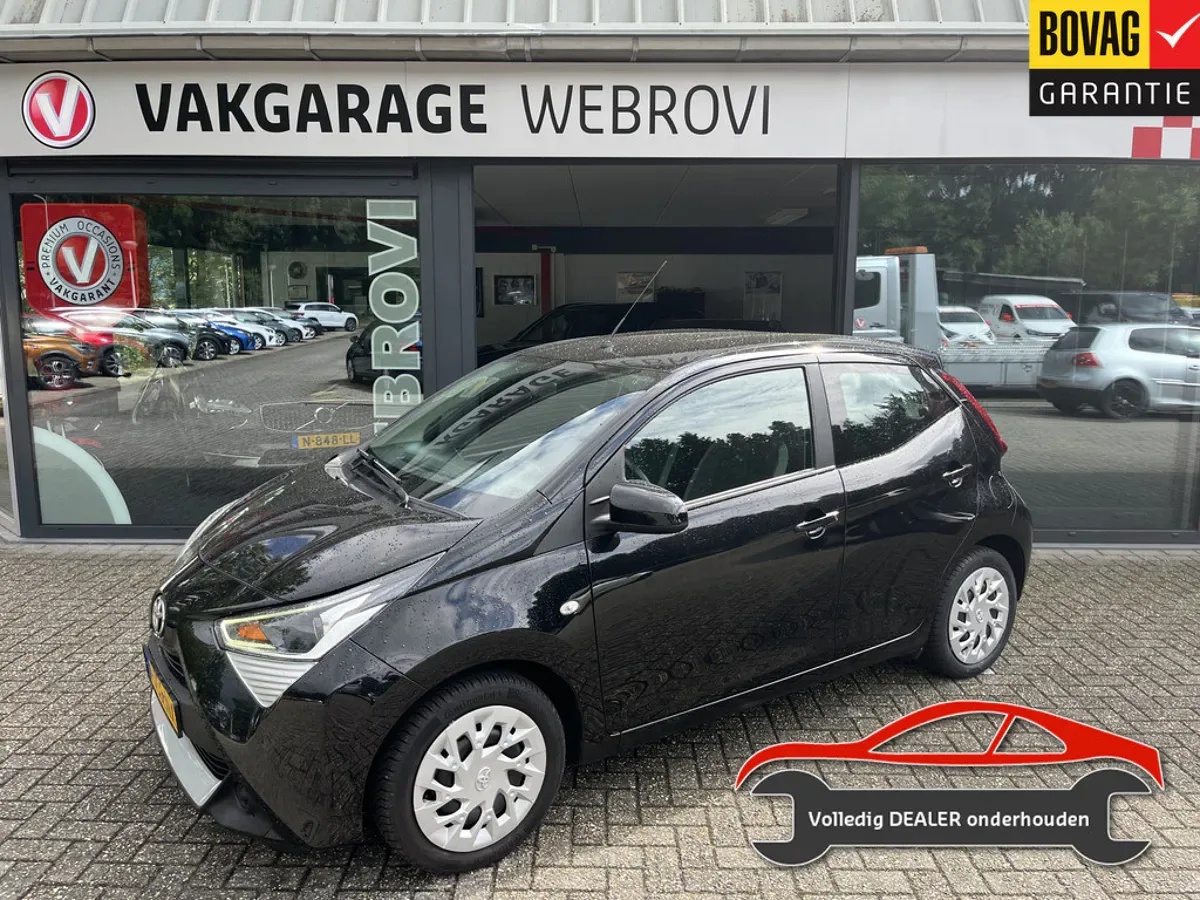 Toyota Aygo (2022) — foto 1