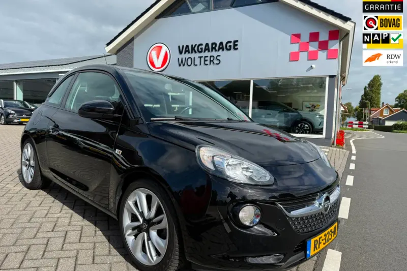 Opel Adam (2017)