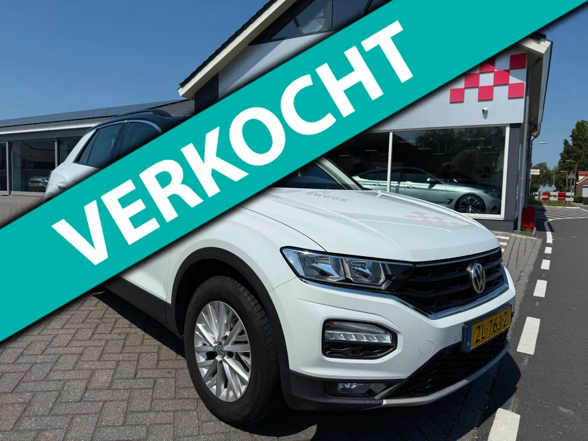 Volkswagen T-Roc (2019) — foto 1