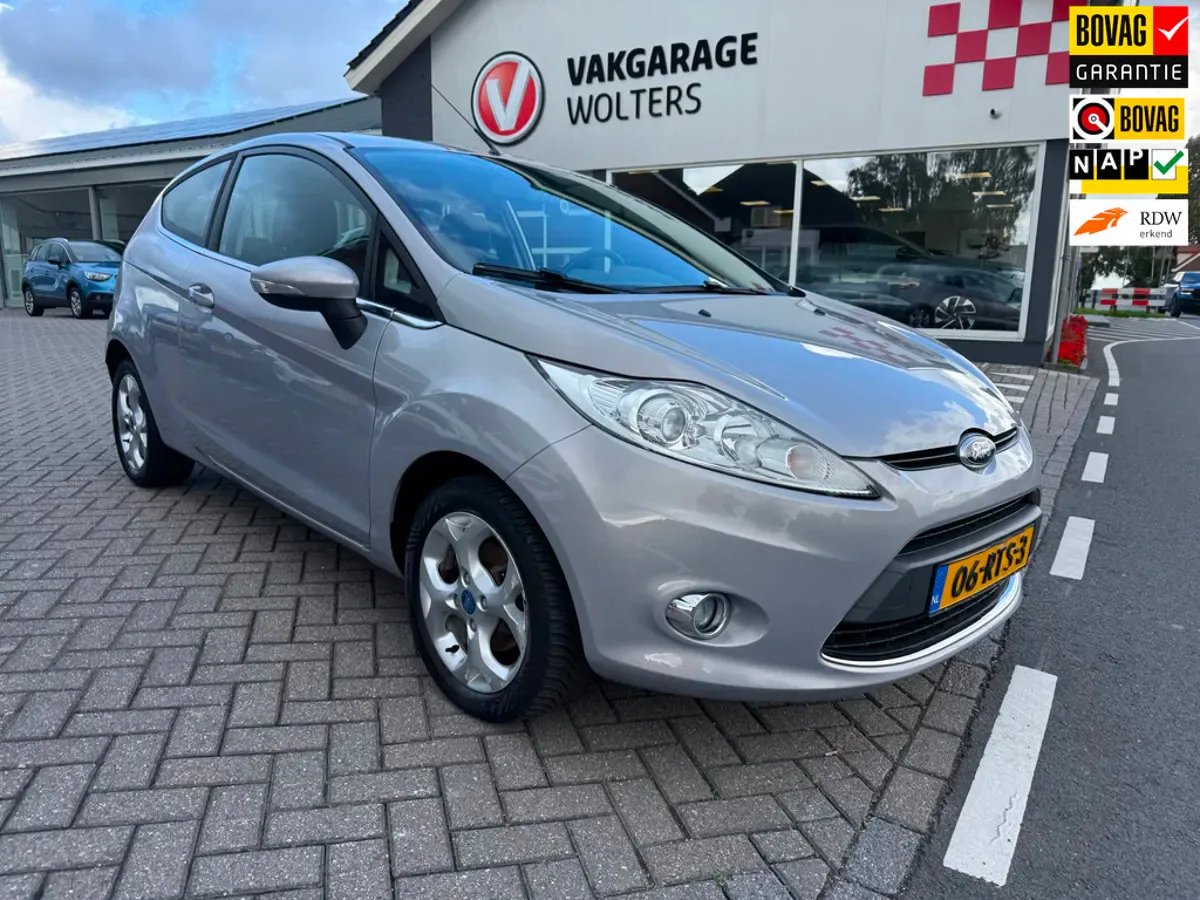 Ford Fiesta (2011) — foto 1