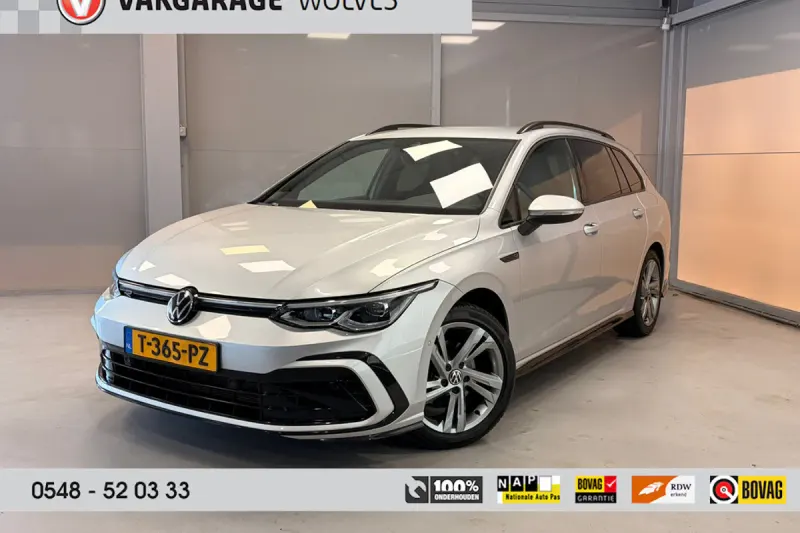 Volkswagen Golf (2023)