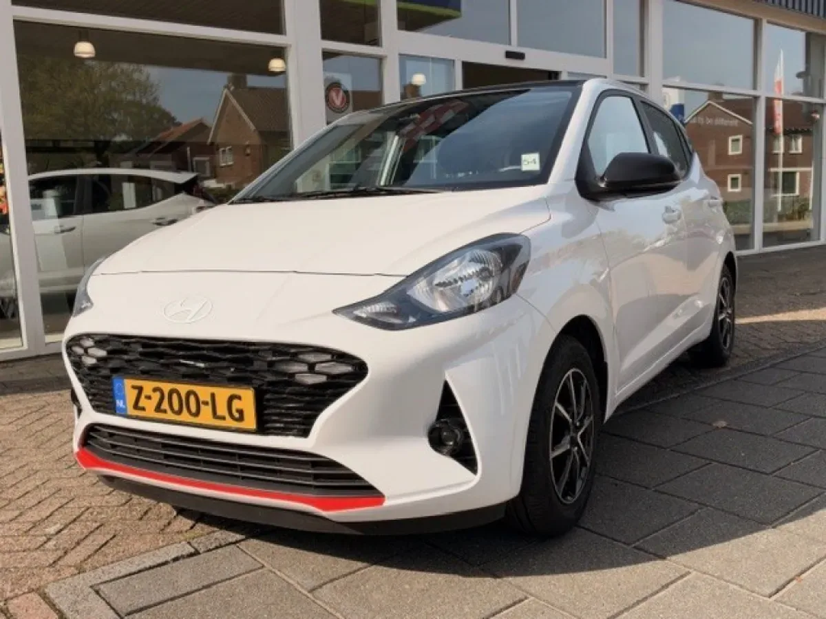 Hyundai i10 (2024) — foto 1