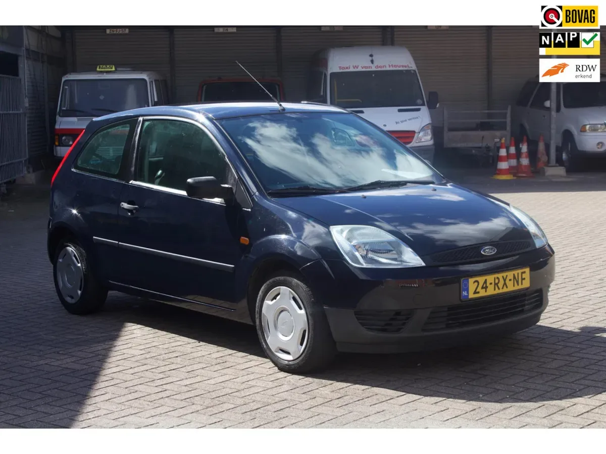 Ford Fiesta (2005) — foto 1
