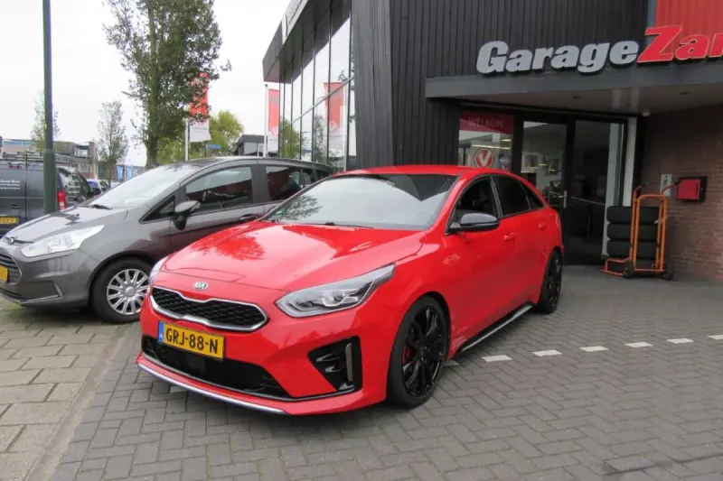 Kia ProCeed (2021)