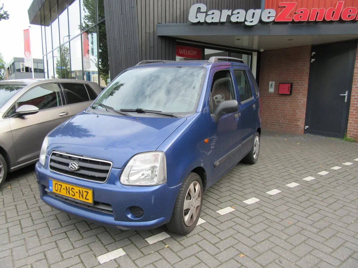Suzuki Wagon R+ (2004) — foto 1