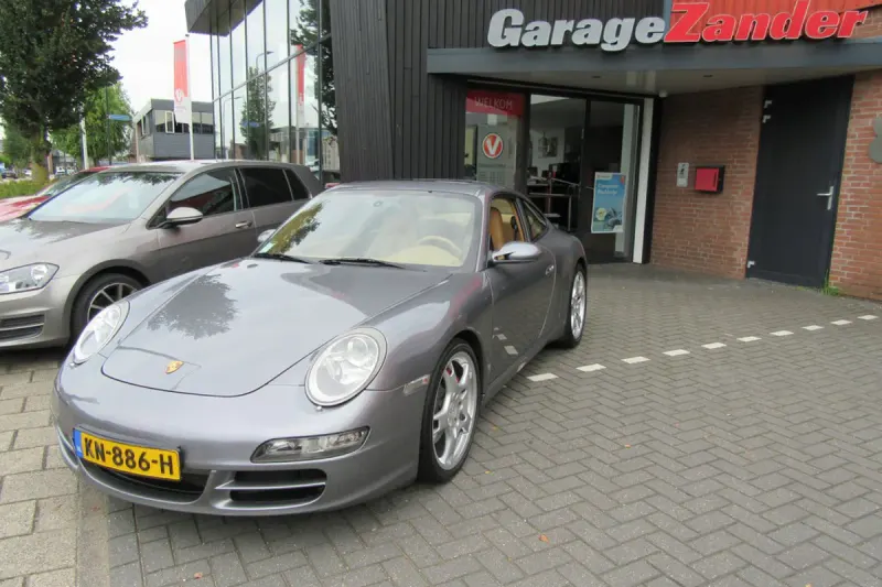 Porsche 911 (2004)