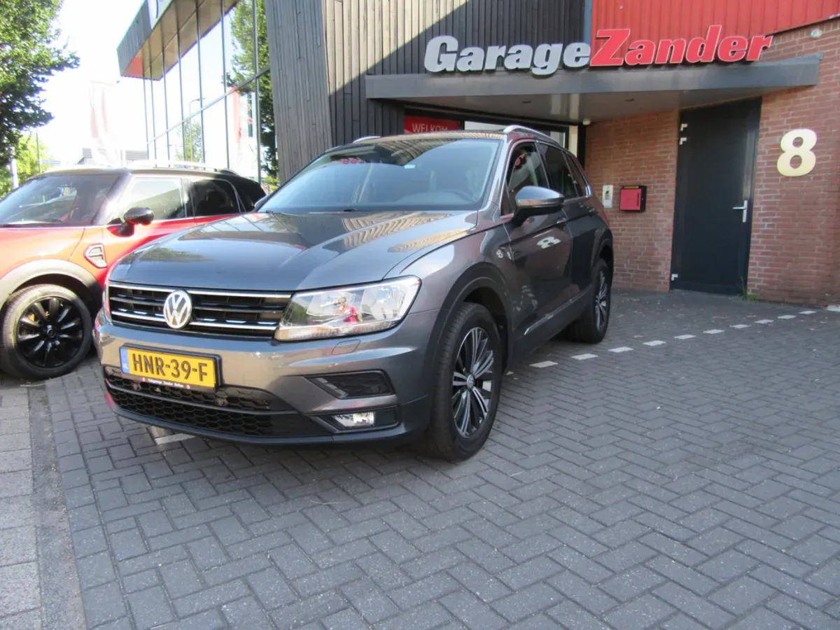 Volkswagen Tiguan (2018) — foto 1
