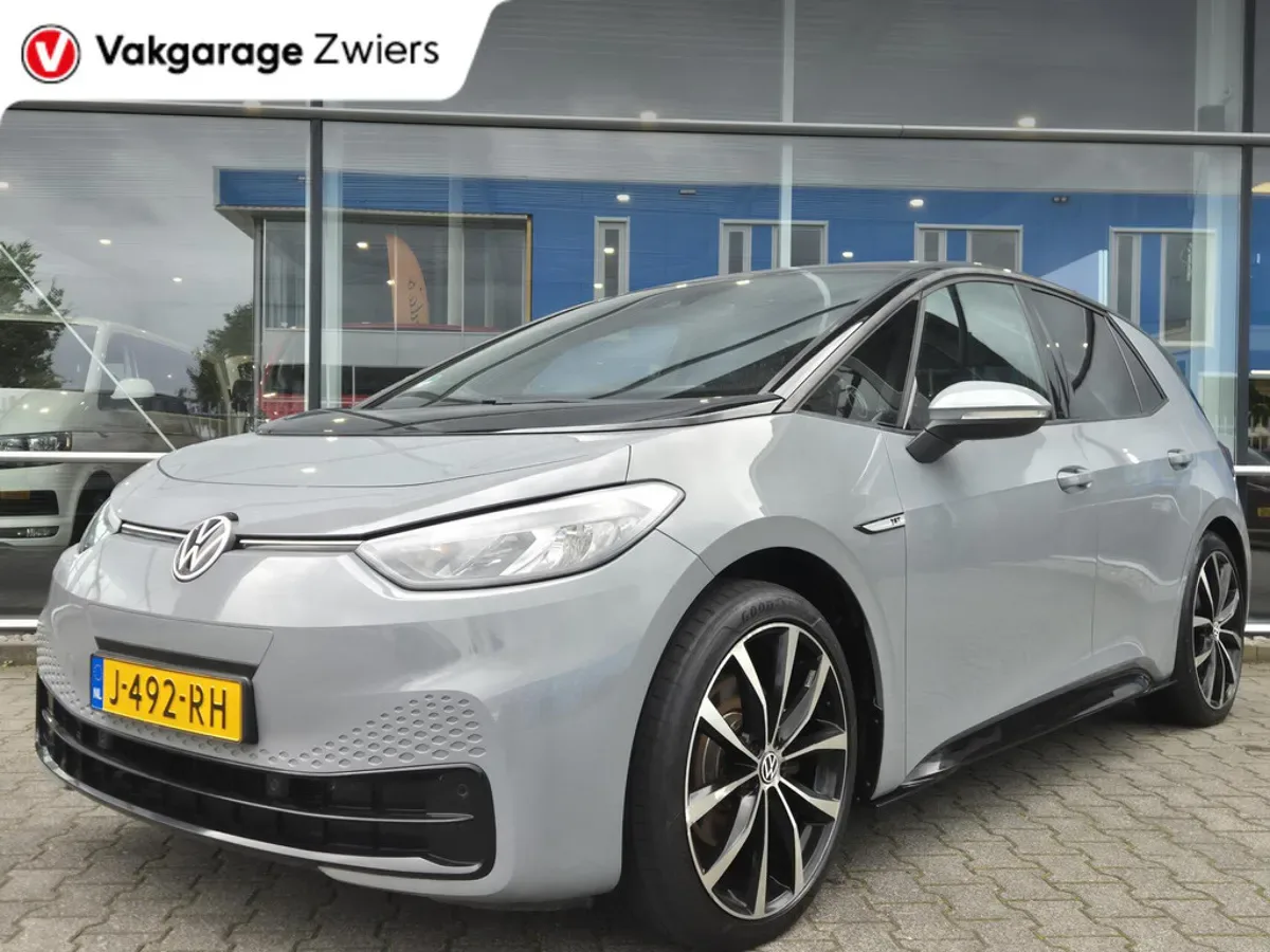 Volkswagen ID.3 (2020) — foto 1