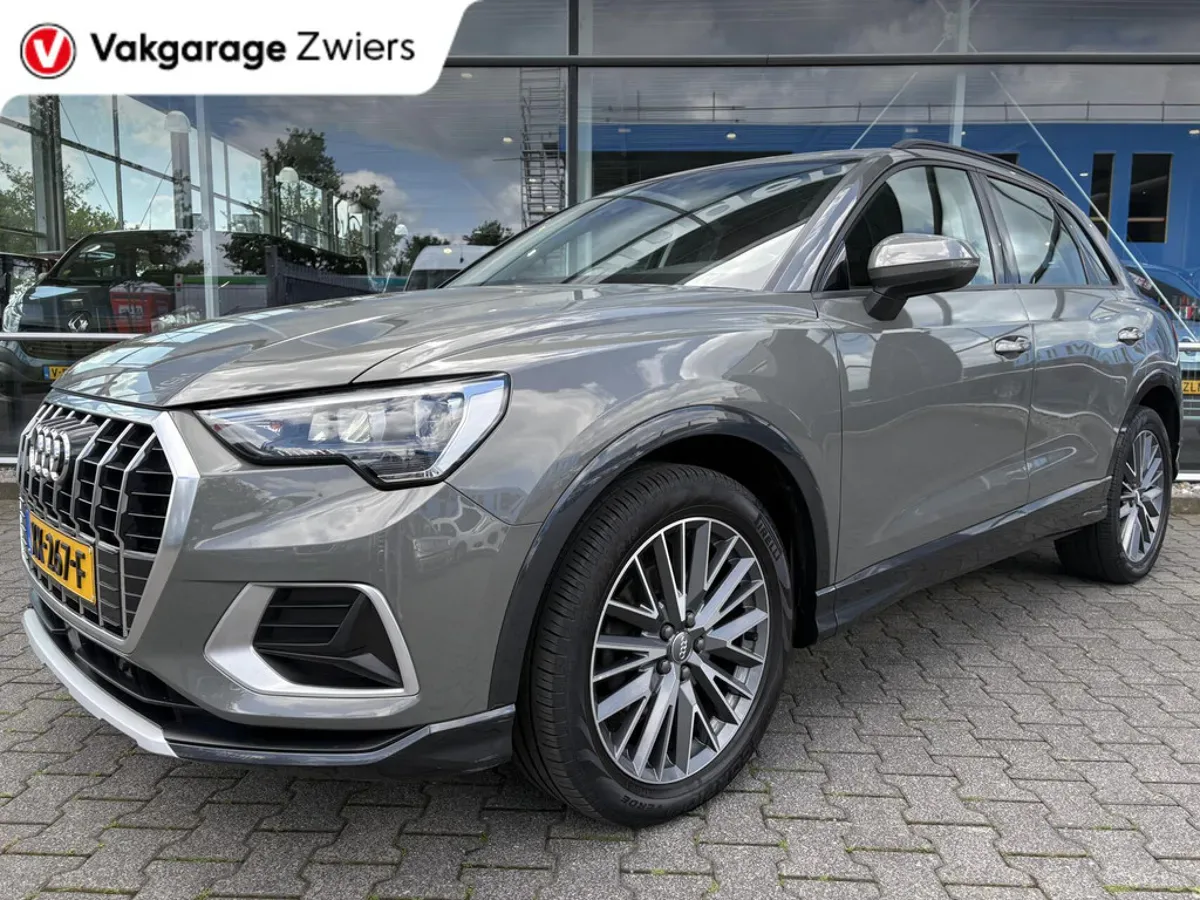 Audi Q3 (2019) — foto 1